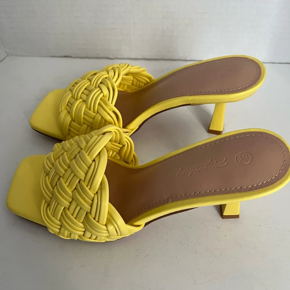 Piepiebuy Slip On Mules Sandals Yellow Square Toe Woven 2” Heels Backless 5.5 - Picture 3 of 7